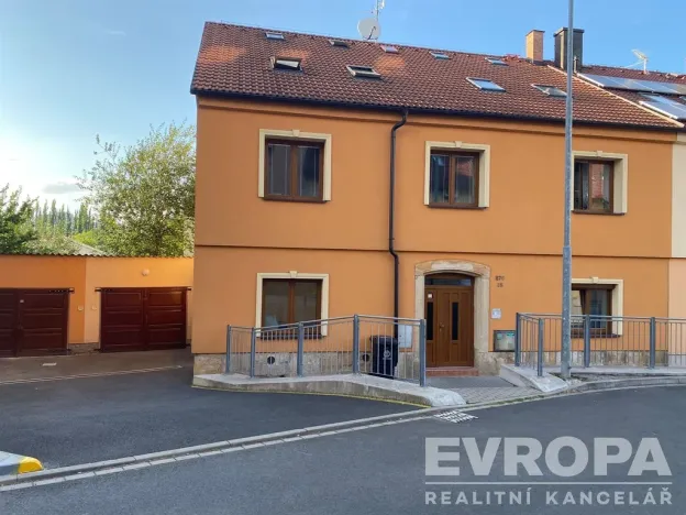 Pronájem bytu 3+kk, Plzeň - Severní Předměstí, Křížkova, 63 m2