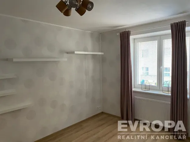 Pronájem bytu 3+kk, Plzeň - Severní Předměstí, Křížkova, 63 m2