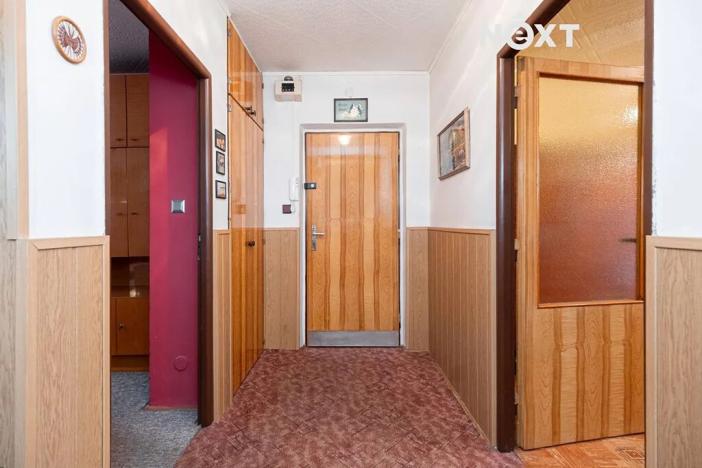 Prodej bytu 3+1, Pardubice, Valčíkova, 70 m2