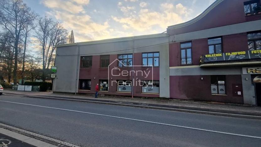 Pronájem obchodního prostoru, Hronov, Hostovského, 180 m2