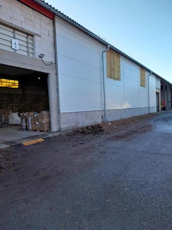 Pronájem skladu, Baška, 555 m2