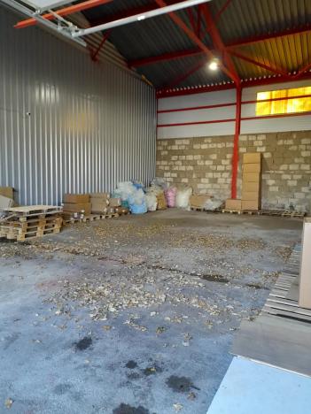 Pronájem skladu, Baška, 555 m2