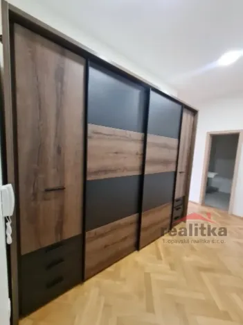 Pronájem bytu 2+kk, Opava - Předměstí, Husova, 47 m2
