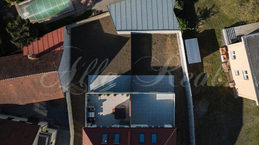 Prodej bytu 4+kk, Ostopovice, B. Němcové, 170 m2