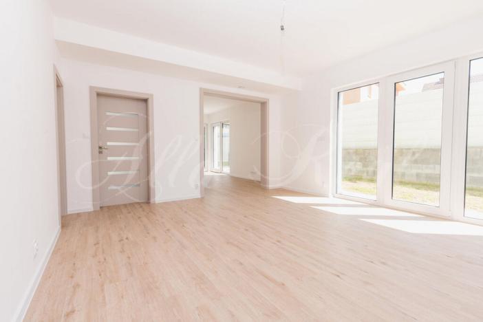 Prodej bytu 4+kk, Ostopovice, B. Němcové, 90 m2