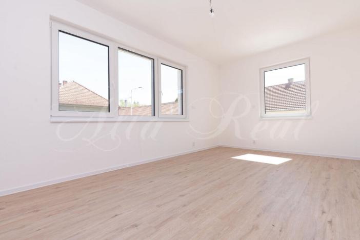 Prodej bytu 4+kk, Ostopovice, B. Němcové, 90 m2