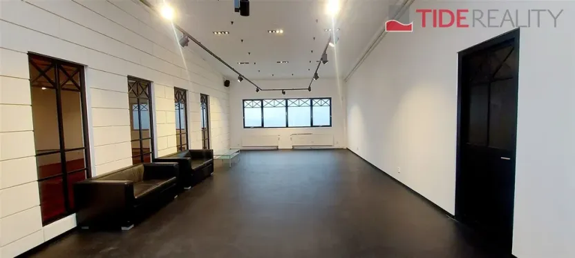 Pronájem kanceláře, Modletice, 200 m2