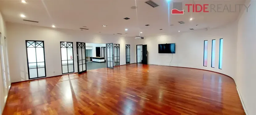 Pronájem kanceláře, Modletice, 200 m2