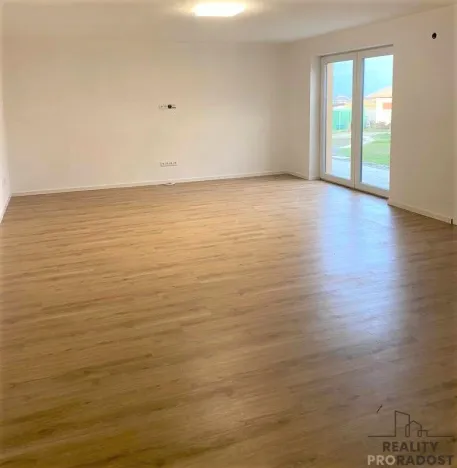 Pronájem bytu 2+kk, Smečno, Třebichovická, 80 m2