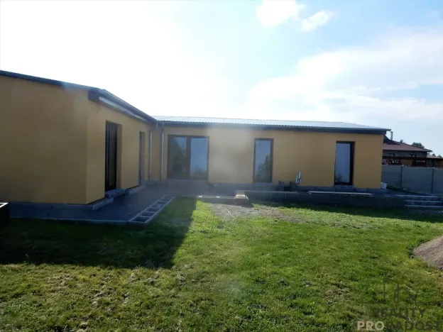 Pronájem bytu 2+kk, Smečno, Třebichovická, 80 m2