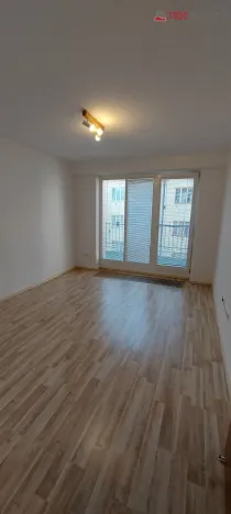 Pronájem bytu 4+kk, Praha, U Havlíčkových sadů, 100 m2
