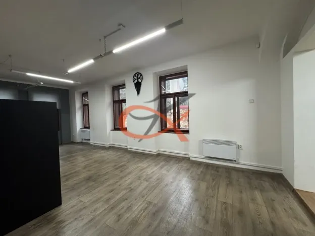 Pronájem obchodního prostoru, Valašské Meziříčí, Mostní, 80 m2