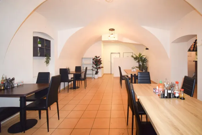 Pronájem restaurace, Dobřany, Náměstí T. G. M., 120 m2