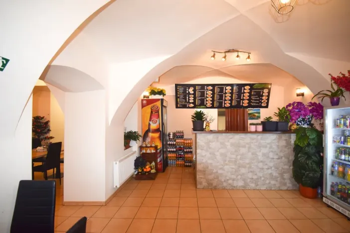 Pronájem restaurace, Dobřany, Náměstí T. G. M., 120 m2