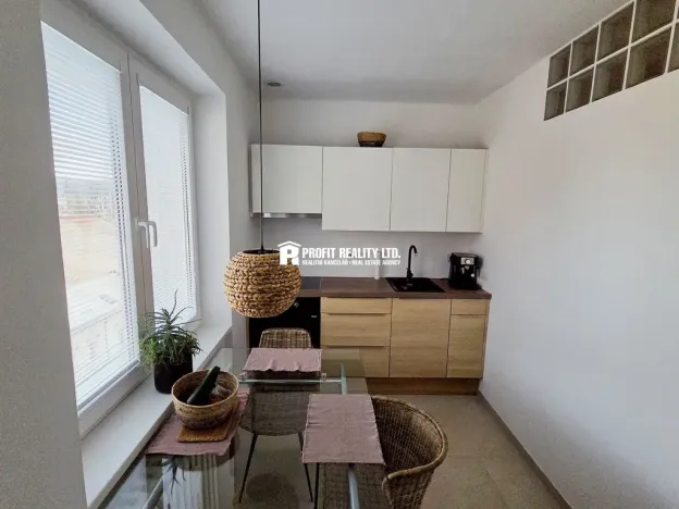 Prodej bytu 2+kk, Děčín, Prokopa Holého, 50 m2