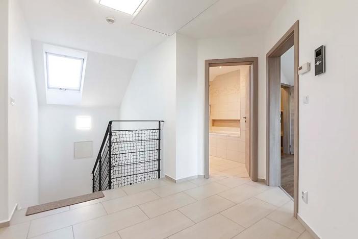 Pronájem rodinného domu, Nymburk, Vagónka, 166 m2