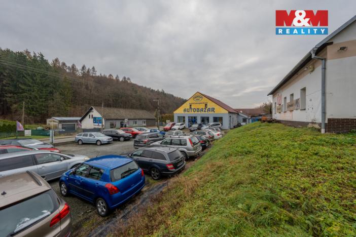 Prodej obchodního prostoru, Šarovy, 400 m2