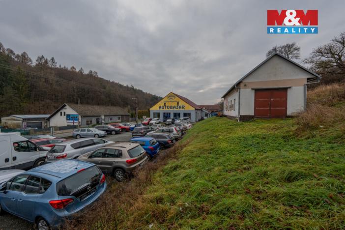 Prodej obchodního prostoru, Šarovy, 400 m2