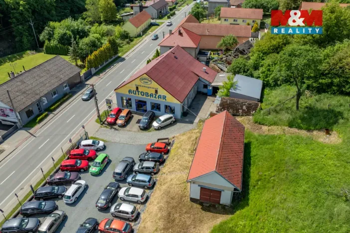 Prodej obchodního prostoru, Šarovy, 400 m2