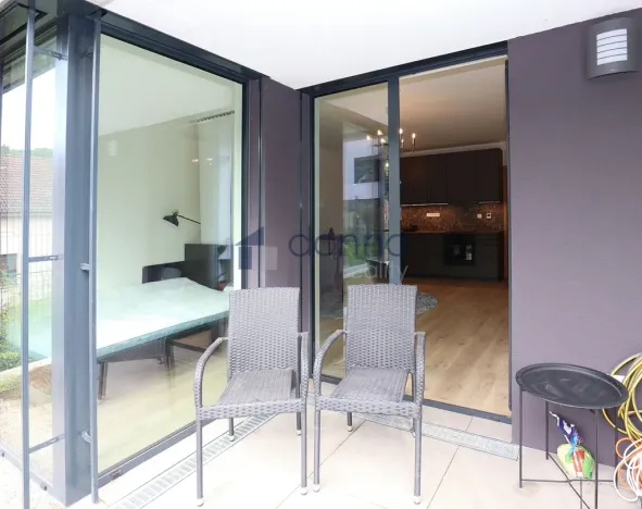 Pronájem bytu 1+kk, Praha, U Sluncové, 38 m2