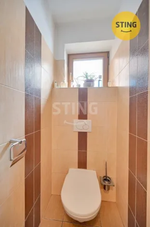 Prodej obchodního prostoru, Kroměříž, 1. máje, 102 m2