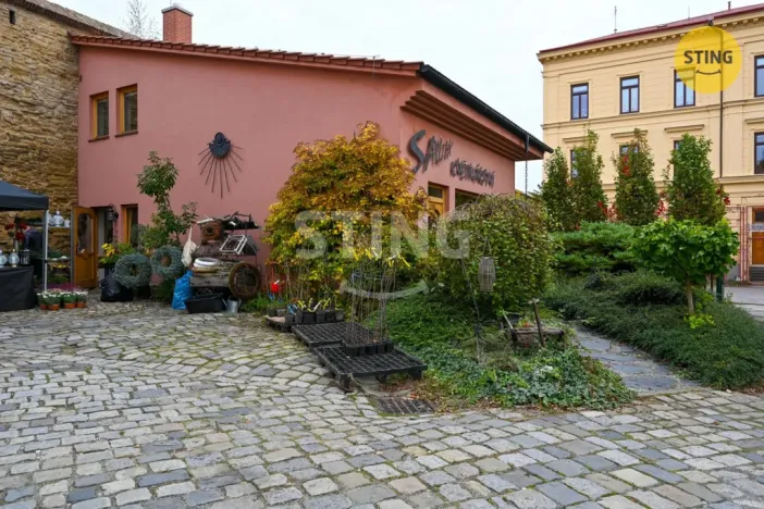 Prodej obchodního prostoru, Kroměříž, 1. máje, 102 m2
