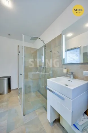 Prodej obchodního prostoru, Kroměříž, 1. máje, 102 m2