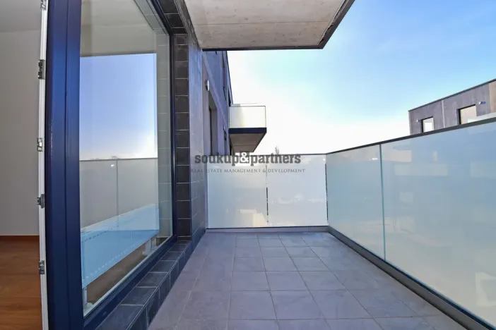 Pronájem bytu 2+kk, Praha - Prosek, Čakovická, 54 m2