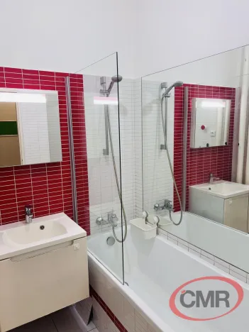 Prodej bytu 2+kk, Praha, Na Mlejnku, 51 m2