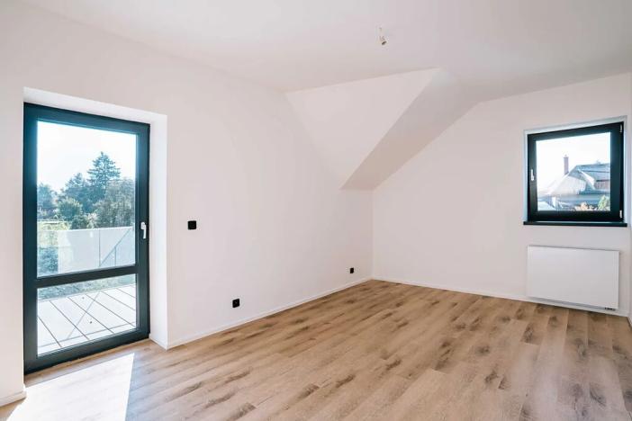 Prodej rodinného domu, Dolní Břežany, U Lesa, 150 m2