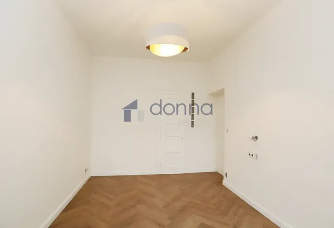 Pronájem bytu 3+kk, Praha, Sokolovská, 95 m2