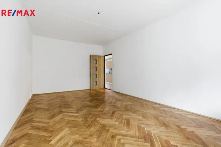 Prodej bytu 3+1, Karlovy Vary - Drahovice, Vítězná, 86 m2
