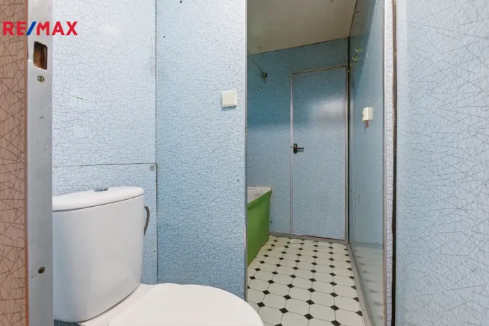 Prodej bytu 3+1, Karlovy Vary - Drahovice, Vítězná, 86 m2