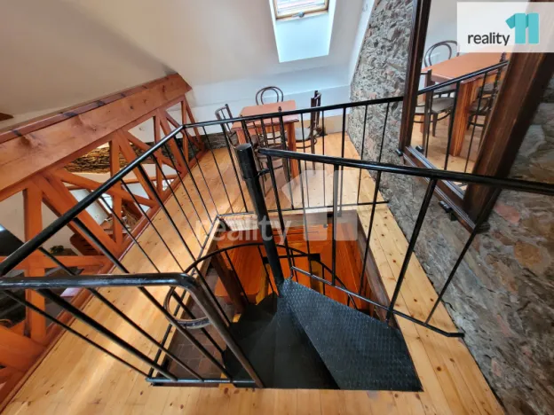 Pronájem restaurace, Kolín - Kolín III, Havelcova, 100 m2