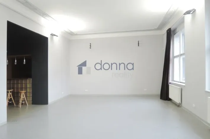 Pronájem obchodního prostoru, Praha, Chorvatská, 170 m2