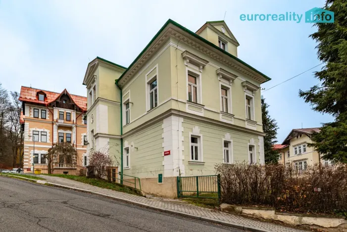 Prodej bytu 1+1, Mariánské Lázně, Dykova, 35 m2