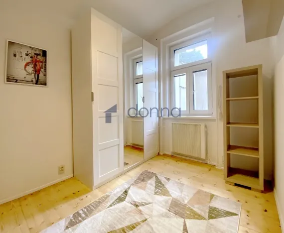 Pronájem bytu 1+1, Praha, Záběhlická, 25 m2
