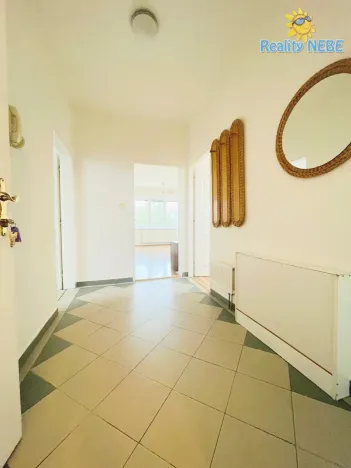 Pronájem bytu 3+1, Praha, Vodnická, 71 m2