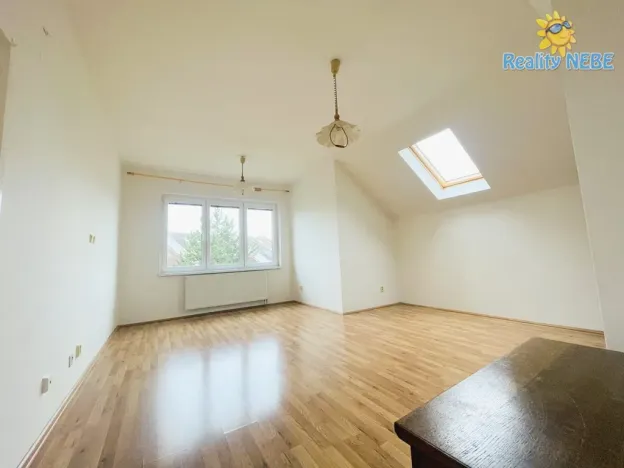 Pronájem bytu 3+1, Praha, Vodnická, 71 m2