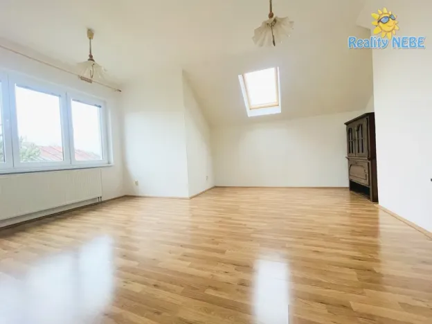 Pronájem bytu 3+1, Praha, Vodnická, 71 m2