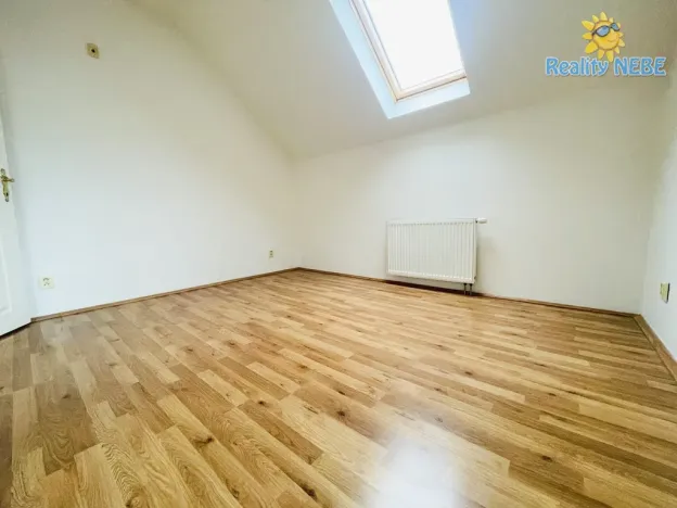 Pronájem bytu 3+1, Praha, Vodnická, 71 m2