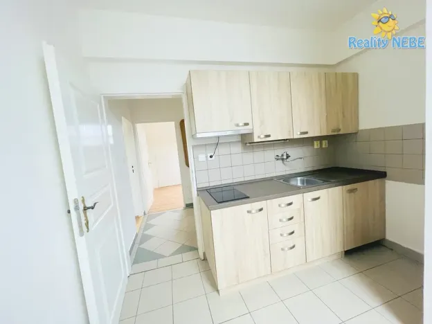 Pronájem bytu 3+1, Praha, Vodnická, 71 m2