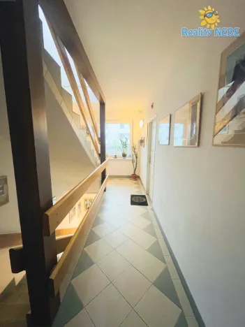 Pronájem bytu 3+1, Praha, Vodnická, 71 m2