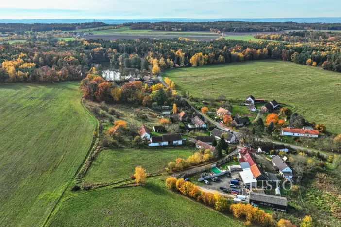 Prodej pozemku pro bydlení, Lipoltice - Sovoluská Lhota, 1089 m2