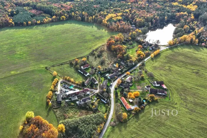 Prodej pozemku pro bydlení, Lipoltice - Sovoluská Lhota, 1087 m2