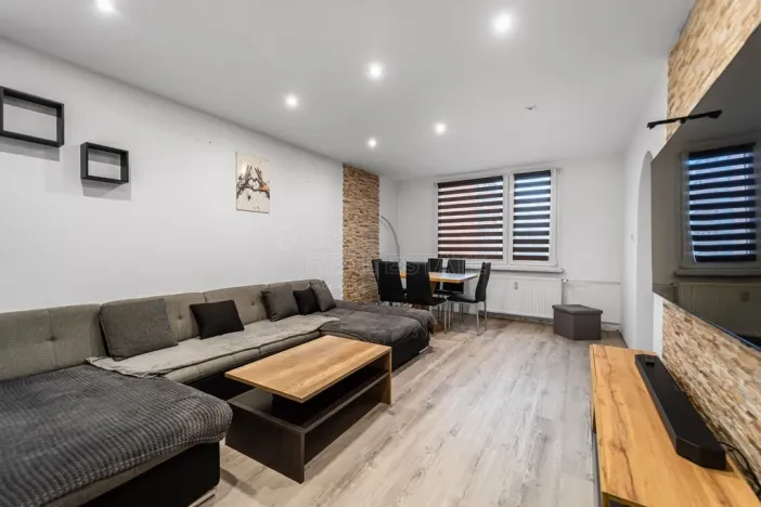 Prodej bytu 3+1, Planá, Fučíkova, 67 m2