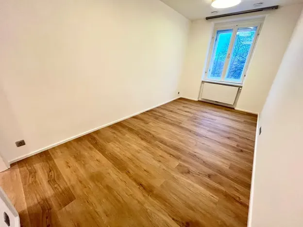 Pronájem bytu 4+1, Praha - Vinohrady, Vinohradská, 112 m2