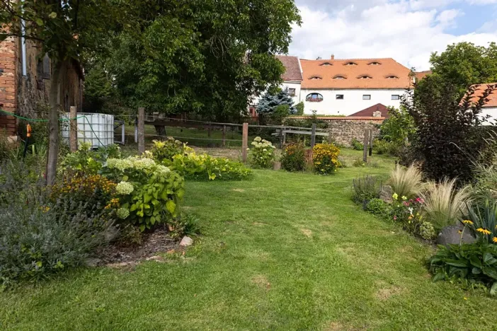 Prodej rodinného domu, Bžany, 240 m2