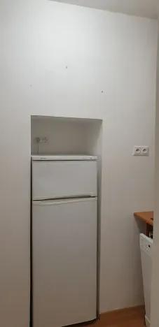 Pronájem bytu 1+kk, Teplice, Alejní, 31 m2