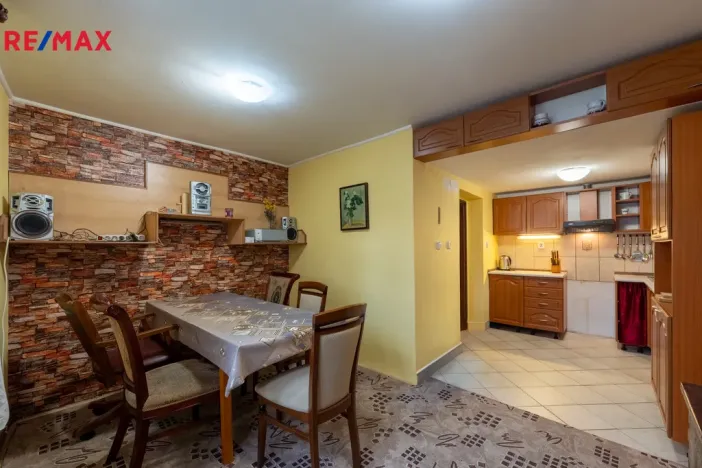 Prodej rodinného domu, Újezd, 217 m2